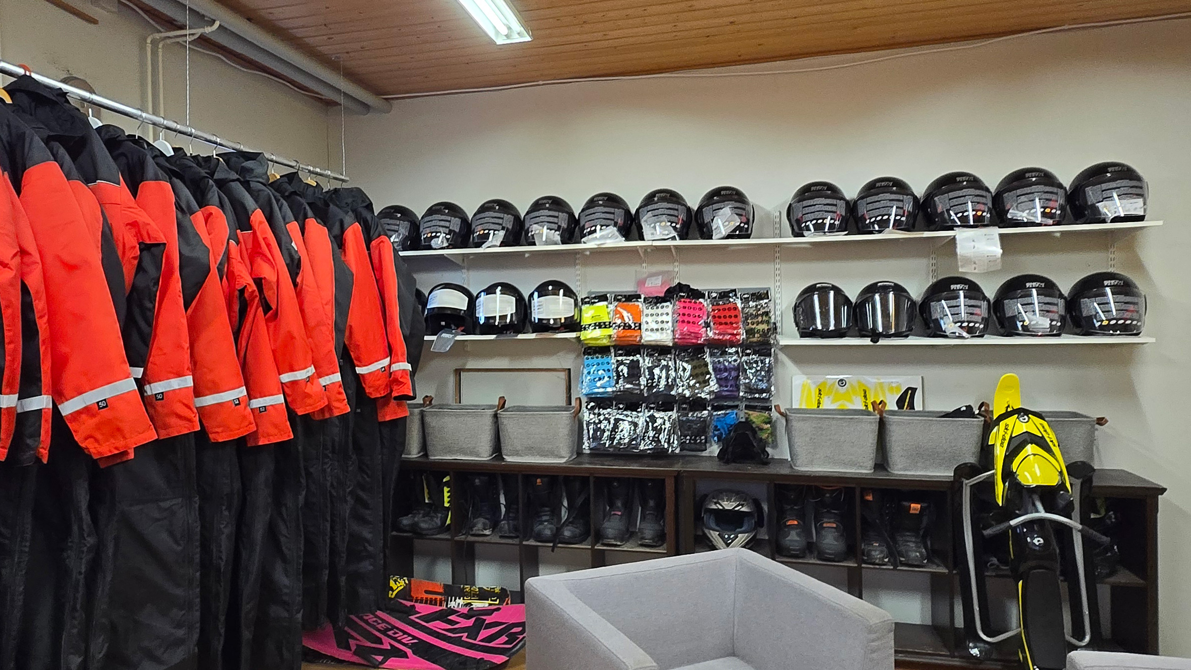 Kelkkavuokraamon sisätilat